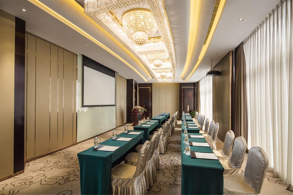 Royal Century Hotel Shanghai Exterior foto