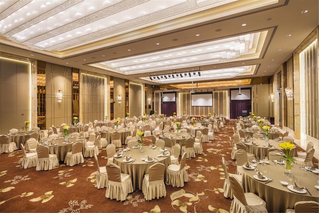 Royal Century Hotel Shanghai Exterior foto